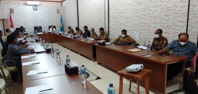 
 Rapat DPRD dan TAPD Teluk Bintuni