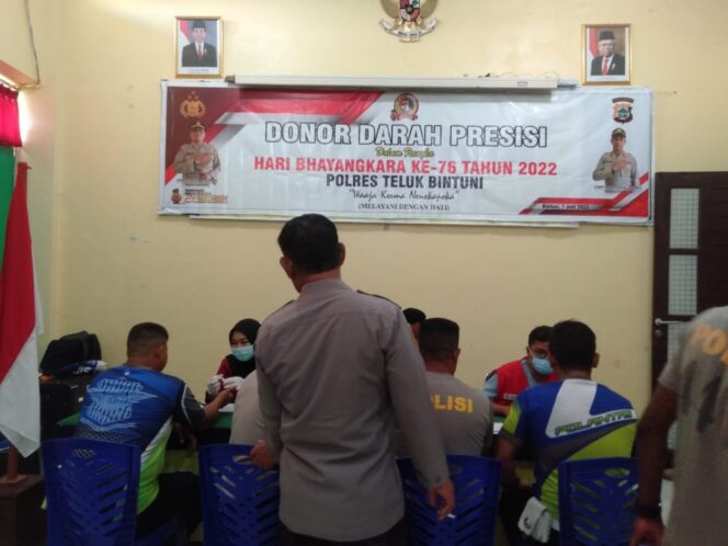 
 Polres Teluk Bintuni menggelar bhakti sosial berupa aksi Donor Darah dalam rangka memperingati Hari Bhayangkara, 1 Juli 2022 mendatang