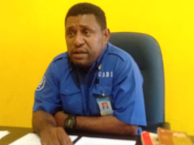 
 Direktur LBH Sisar Matiti, Yohanes Akwan