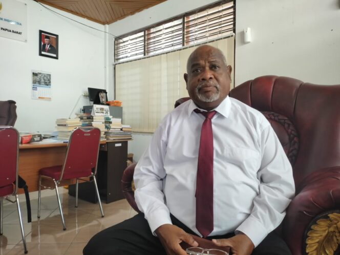 
 Kepala Perwakilan Ombudsman RI Provinsi Papua Barat, Musa Y. Sombuk