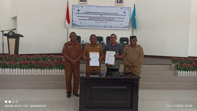 
 Pemkab Teluk Bintuni Menerima Penghargaan Dari BPJS, Serta Penandatanganan Rencana Kerja Tahun 2023