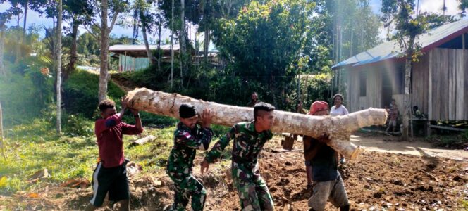 
 Sekolah Darurat di Perbatasan RI-PNG jadi Perhatian Satgas Yonif 143/TWEJ
