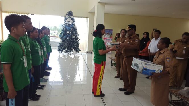 
 Plt.Sekda Frans Awak Tutup Giat DP3AKB,Ini Harapannya Terhadap Dinas Terkait