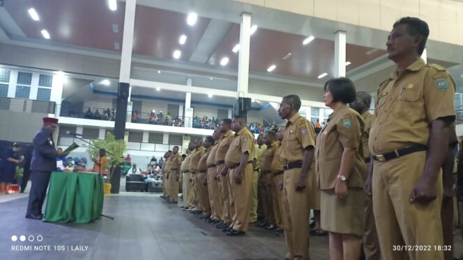 
 Lantik 145 Penjabat Kepala Kampung, Bupati: Jabatan Adalah Amanah