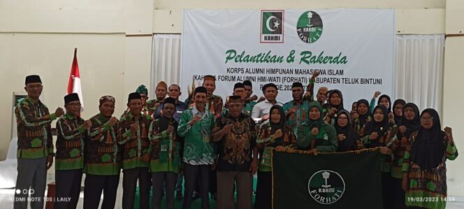 
 Resmi Dilantik, MD KAHMI dan FORHATI Siap Bekerjasama dengan Pemda Teluk Bintuni
