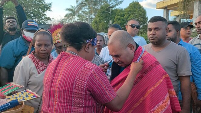 
 Daniel Asmorom Akui Matret Kokop dan Ronald isir Punya Kekuatan Besar