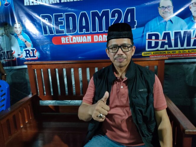 
 Kisah Alimudin yang Pergi Kuliah Pakai Uang Hasil Buruh Bangunan