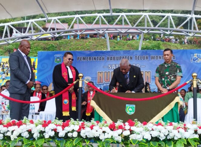 
 1 Abad Nubuatan I.S. Kijne, Dominggus Mandacan: Nyalakan Kembali Semangat Pendidikan