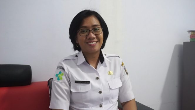 
 Plt. Direktur RSUD Teluk Bintuni, dr. Novita Panggau, Sp.PD