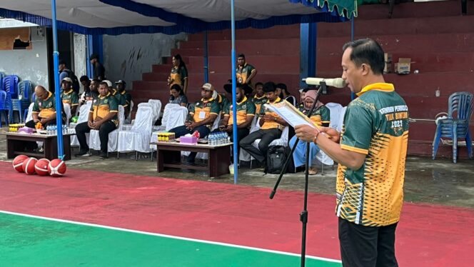 
 Ketua Panpel, Jefri Senobaan saat melaporkan kegiatan, Kamis.