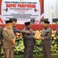Pimpinan DPRP menerima dokumen Raperda APBD Tahun 2026 yang diserahkan Gubernur Papua Barat