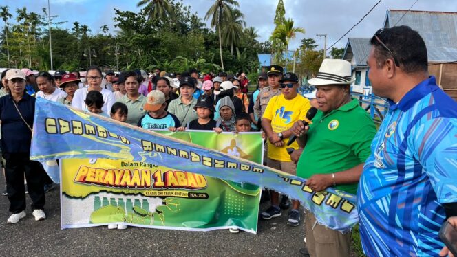 
 Warga Jemaat GKI se Lingkungan I Klasis Antusias Mengikuti Jalan Santai