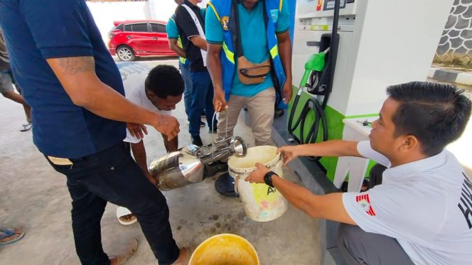 
 UML Kota Sorong Uji Tera Mesin Pompa BBM di Bintuni