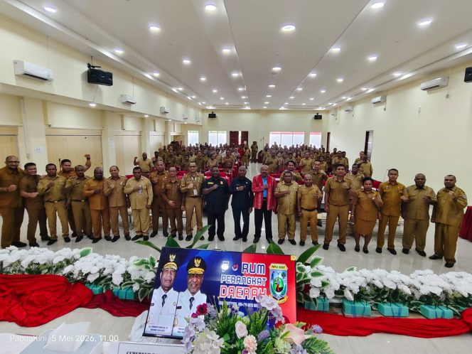 
 Foto ivent Gubernur bersama OPD usai pembukaan Forum OPD, Selasa