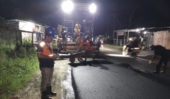 Preservasi Ruas Jalan Drs. Esau Sesa di Manokwari. Komitmen BBPJN Papua Barat-Papua Barat Daya menyediakan insfrastruktur jalan yang mantap dan aman jelang event Nasional. 