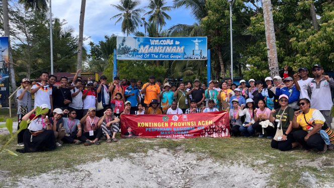 
 Kontingen Aceh Tinggalkan ‘Jejak Hijau’ di Pulau Mansinam: Ikatan Emosional Dua Daerah