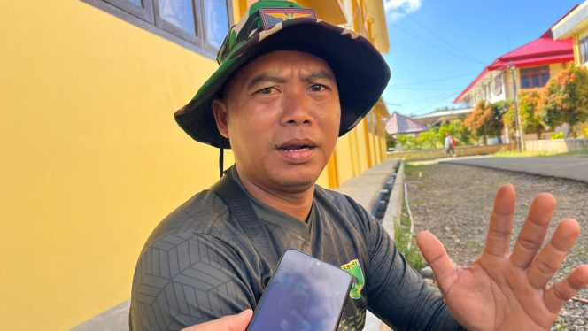 
 Koordinator Pelatih Paskibraka, Sertu Hendrigu. 