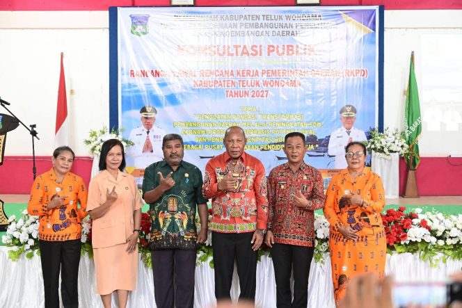 
 Bupati Auri: Sinergitas dan Kolaborasi Kunci Utama Pembangunan Teluk Wondama